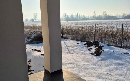 NOVOSTAVBA 4-IZBOVÉHO RD 1 km OD SR HRANICE TORNOSYOSNÉMETI (HU)