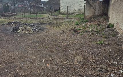 Pozemok s budovou – Hidasnémeti, 25 minút do Košíc