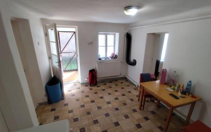 Gazdovský dom v obci Méra s ústredným kúrením