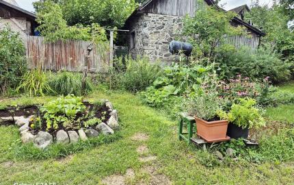 Gazdovský dom s výhľadom na hrad Füzér – 3400 m2 pozemok v objatí prírody