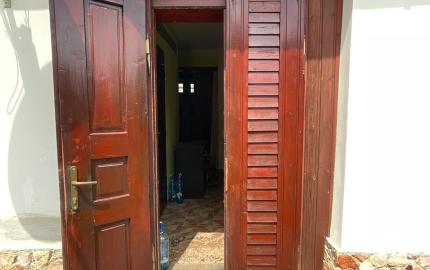 ZREKONŠTRUOVANÝ, GAZDOVSKÝ DOM S GÁNKOM v Méra, Maďarsko