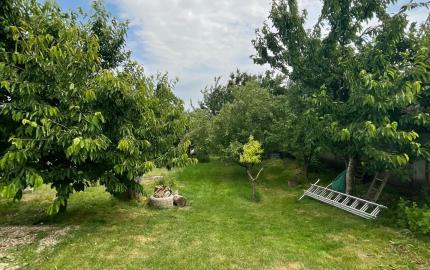 ZREKONŠTRUOVANÝ, GAZDOVSKÝ DOM S GÁNKOM v Méra, Maďarsko