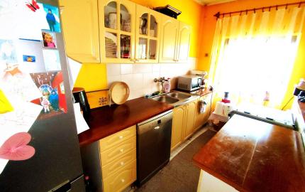 REZERVOVANÝ - Priestranný dom v obľúbenej Hidasnémeti, 3km od hranice