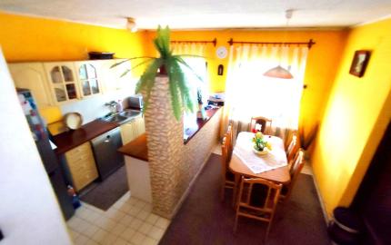 REZERVOVANÝ - Priestranný dom v obľúbenej Hidasnémeti, 3km od hranice