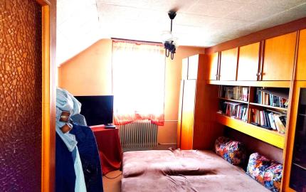 REZERVOVANÝ - Priestranný dom v obľúbenej Hidasnémeti, 3km od hranice