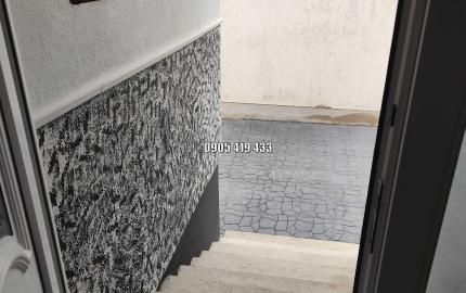 Výborný zrekonštruovaný dom s garážou v Encs