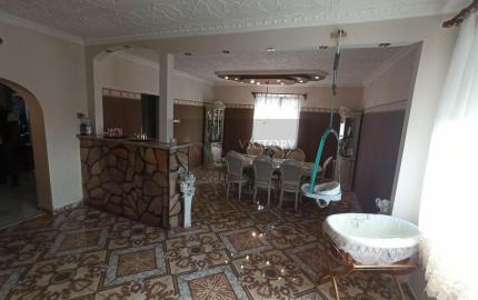 Veľkorysý 4i. TEHLOVÝ rodinný dom v MÉRA