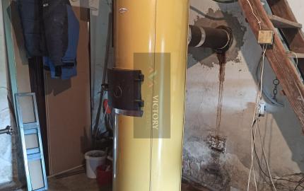 Suchý 2 izbový gazdovský dom v Gönci s ústredným kúrením