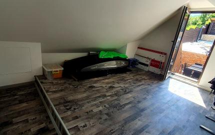 NADŠTANDARDNÝ RODINNÝ DOM PO KOMPLETNEJ REKONŠTRUKCII – GÖNC, len 30 min. od Košíc!