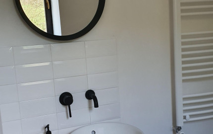 REZERVOVANÝ- EXKLUZÍVNE LEN PRE NÁROČNÝCH HOLLÓHÁZA