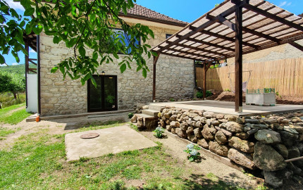 REZERVOVANÝ- EXKLUZÍVNE LEN PRE NÁROČNÝCH HOLLÓHÁZA