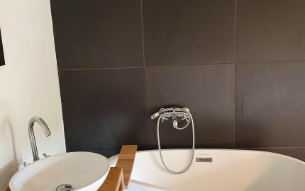 REZERVOVANÉ- ČAROVNÝ A UNIKÁTNY - NOVO ZREKONŠTRUOVANÝ DOM V HOLLÓHÁZA