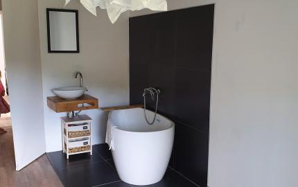 REZERVOVANÉ- ČAROVNÝ A UNIKÁTNY - NOVO ZREKONŠTRUOVANÝ DOM V HOLLÓHÁZA