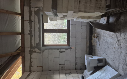 Dom, ktorý si môžete dotvoriť podľa seba, miesto s dušou v Kéked