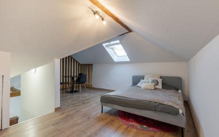 Dom pod lesom s panorámou, 2700 m2 pozemok