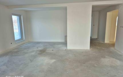 NOVOSTAVBA 4-IZBOVÉHO RD 1 km OD SR HRANICE TORNOSYOSNÉMETI (HU)