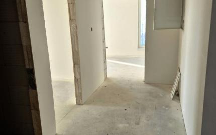 NOVOSTAVBA 4-IZBOVÉHO RD 2 km od SR HRANICE TORNYOSNÉMETI (HU)