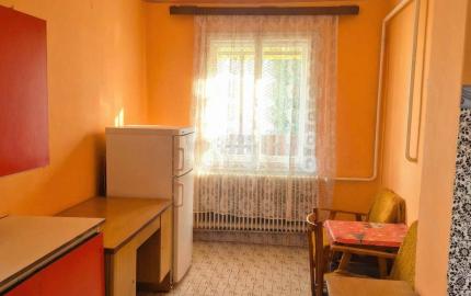 RD v Méra, na peknom pozemku s potenciálom