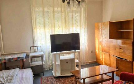 RD v Méra, na peknom pozemku s potenciálom