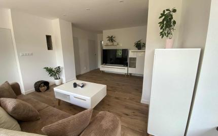 ELEGANTNÉ & NADČASOVÉ - DVOJGENERAČNÝ DOM LEN 25 KM OD KOŠÍC –SÚKROMIE A KOMFORT BEZ KOMPROMISOV