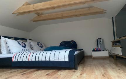 ELEGANTNÉ & NADČASOVÉ - DVOJGENERAČNÝ DOM LEN 25 KM OD KOŠÍC –SÚKROMIE A KOMFORT BEZ KOMPROMISOV