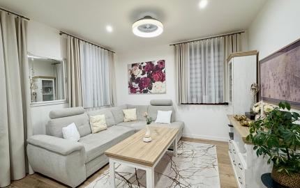 ELEGANTNÉ & NADČASOVÉ - DVOJGENERAČNÝ DOM LEN 25 KM OD KOŠÍC –SÚKROMIE A KOMFORT BEZ KOMPROMISOV