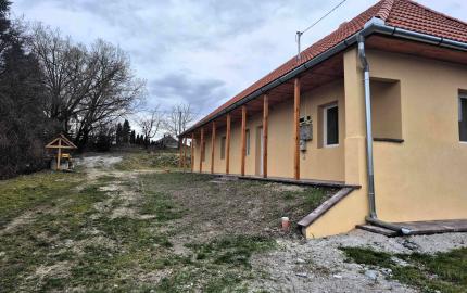 Výnimočné bývanie vo Füzérradvány s výhľadom na kaštieľ