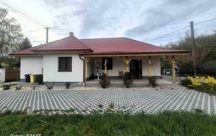 EXKLUZÍVNE - Štýlový dom v srdci prírody v Erdőhorváti (TOKAJ)