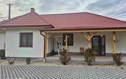 EXKLUZÍVNE - Štýlový dom v srdci prírody v Erdőhorváti (TOKAJ)