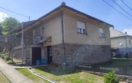 Váš domov s výhľadom a vôňou lesa – Hollóháza, len 25 km od Košíc