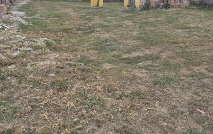 MALÝ KAMENNÝ DOM V HERNÁDCÉCE, MAĎARSKO – VEĽKÝ ROVNÝ POZEMOK 1 454 m²
