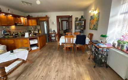 ZREKONŠTRUOVANÝ, GAZDOVSKÝ DOM S GÁNKOM v Méra, Maďarsko