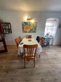 ZREKONŠTRUOVANÝ, GAZDOVSKÝ DOM S GÁNKOM v Méra, Maďarsko