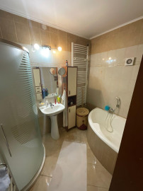 ZREKONŠTRUOVANÝ, GAZDOVSKÝ DOM S GÁNKOM v Méra, Maďarsko