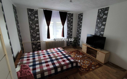 Výborný zrekonštruovaný dom s garážou v Encs