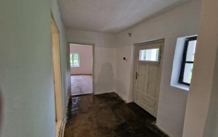 Úžasná záhrada, dobrá lokalita, menší dom v MÉRA