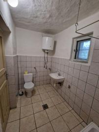 Úžasná záhrada, dobrá lokalita, menší dom v MÉRA