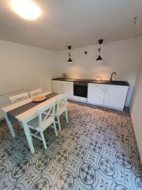 REZERVOVANÝ- EXKLUZÍVNE LEN PRE NÁROČNÝCH HOLLÓHÁZA