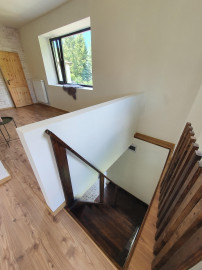 REZERVOVANÝ- EXKLUZÍVNE LEN PRE NÁROČNÝCH HOLLÓHÁZA