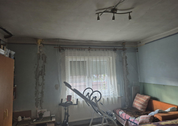 RD s veľkým potenciálom a ideálnym pozemkom v Méra