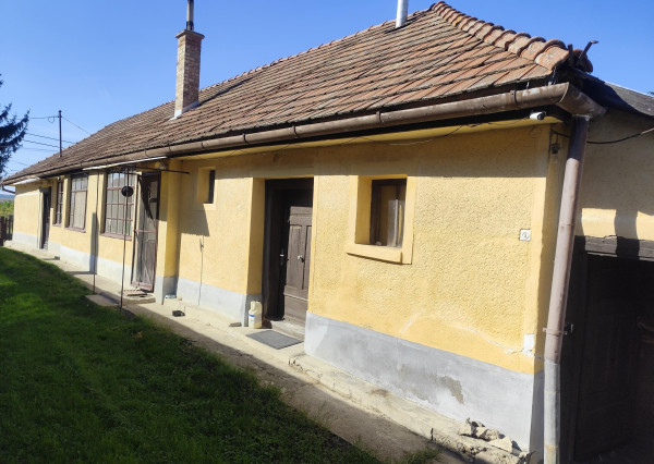 Gazdovský dom v obci Méra s ústredným kúrením