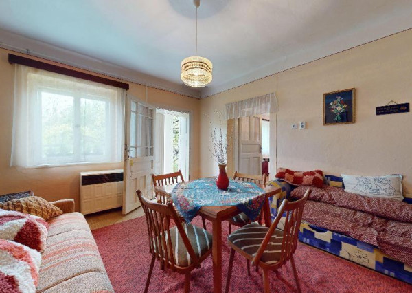 Vidiecky dom s výnimočnou záhradou v obci Méra