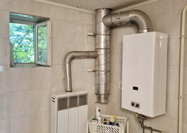 Gazdovský dom s výhľadom na hrad Füzér – 3400 m2 pozemok v objatí prírody