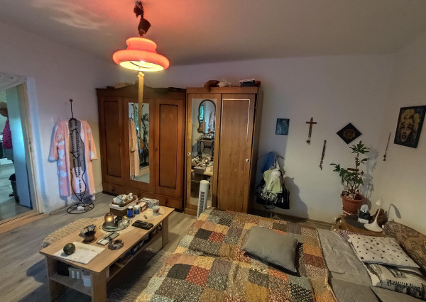 Dom v Tornyosnémeti, 2 km za hranicou