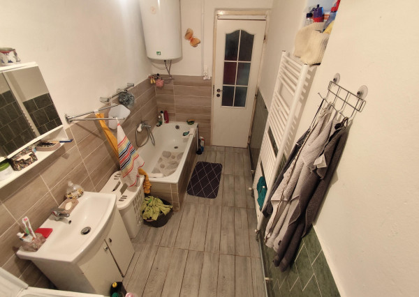 Dom v Tornyosnémeti, 2 km za hranicou