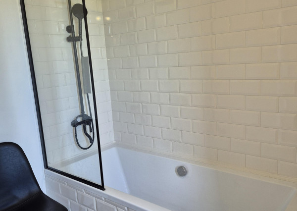 Dom pod lesom s panorámou, 2700 m2 pozemok