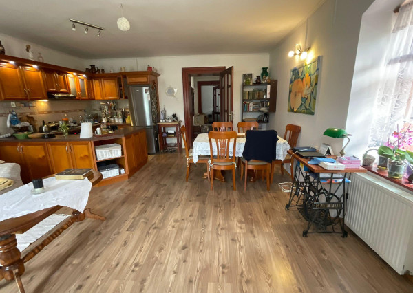 ZREKONŠTRUOVANÝ, GAZDOVSKÝ DOM S GÁNKOM v Méra, Maďarsko