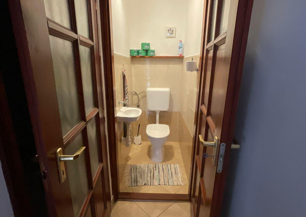 ZREKONŠTRUOVANÝ, GAZDOVSKÝ DOM S GÁNKOM v Méra, Maďarsko