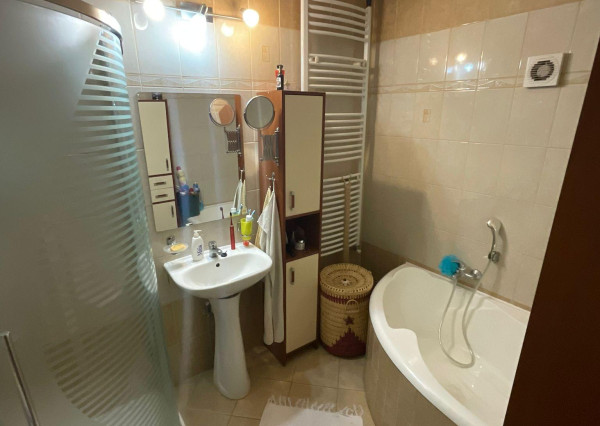 ZREKONŠTRUOVANÝ, GAZDOVSKÝ DOM S GÁNKOM v Méra, Maďarsko