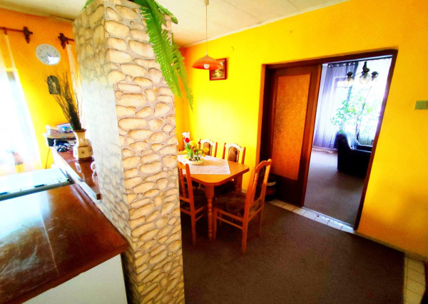 REZERVOVANÝ - Priestranný dom v obľúbenej Hidasnémeti, 3km od hranice